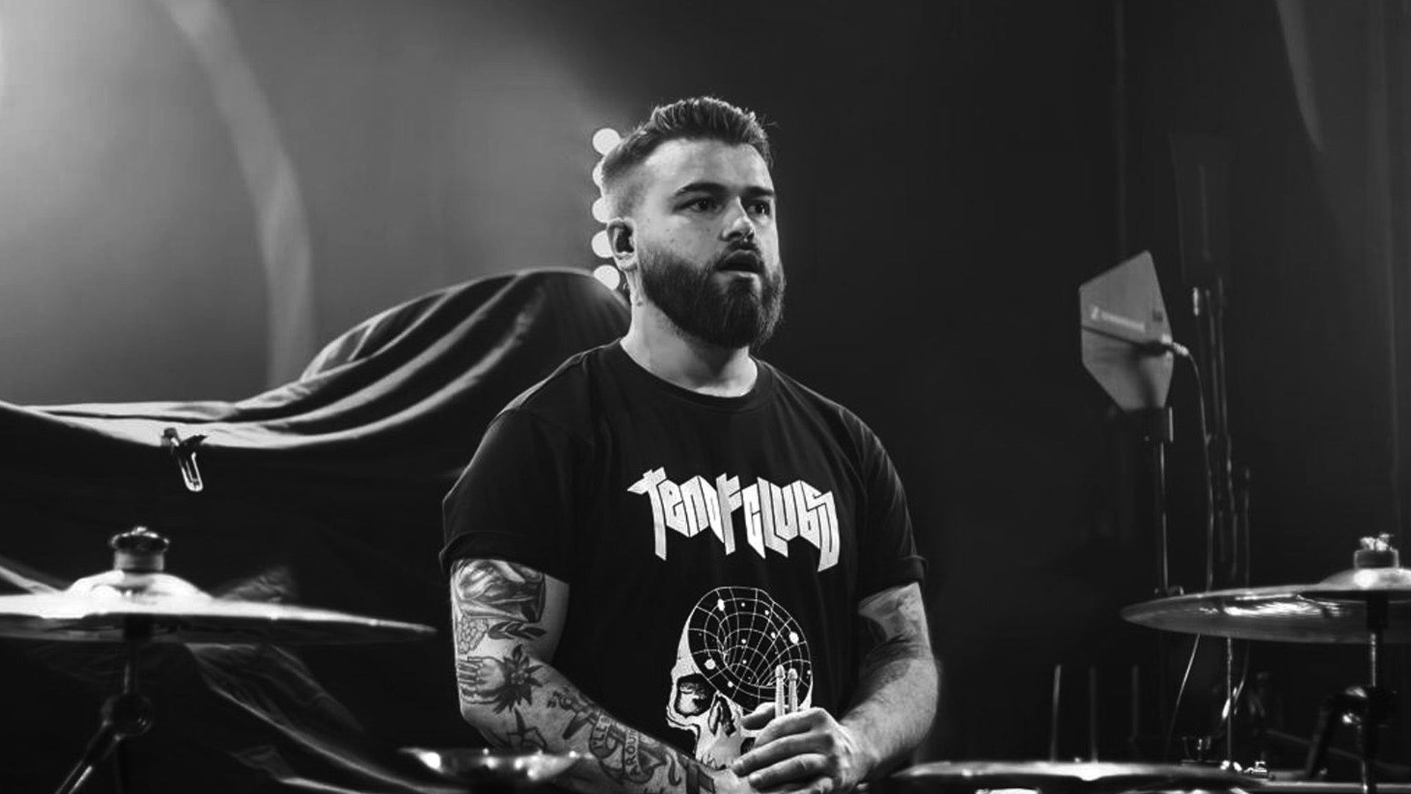 Head Cave Tee Harry Jennings Defects drummer