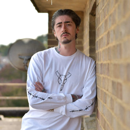 BULL HORNS LONG SLEEVE TEE
